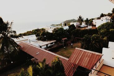 فندق Abhishek Beach Resort & Spa