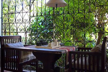 پانسیون Armadale Boutique Hotel & Villas