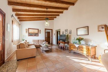Villa Alcudiola