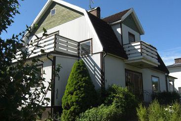 Villa E Bed & Breakfast