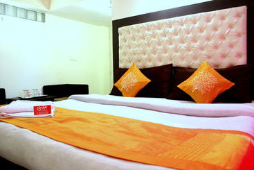 هتل Ashirwad  And Spa