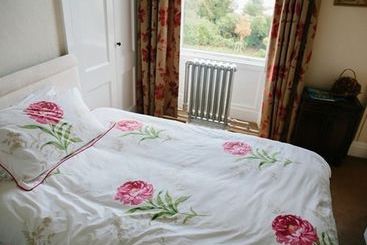 تختخواب و صبحانه Thorpe House