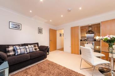 Cb1 Apartments