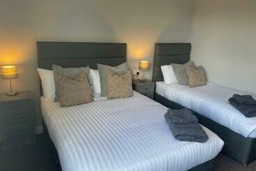 هتل The Nags Head York