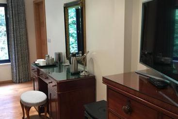 White Lodge B&b