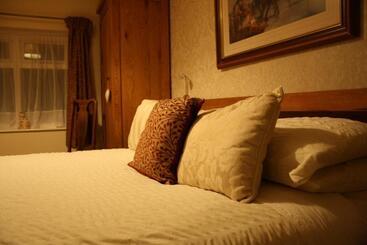 فندق The White Lion Inn