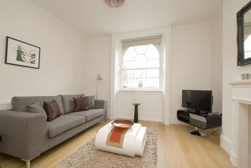 Saco Marylebone  Gloucester Place