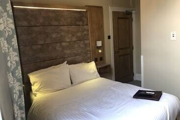 ペンション Edgcumbe Guest House