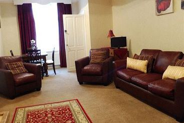 پانسیون Mcmahon Guest House
