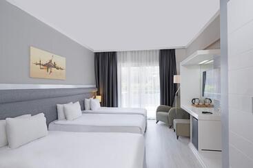 هتل Dedeman Kemer Resort   Ultra All Inclusive