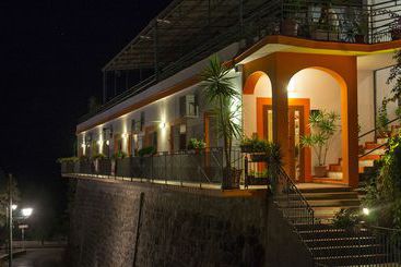 هتل Le Terrazze Residence