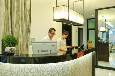 هتل The Sathon Vimanda