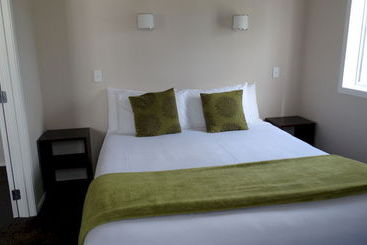 Southpacific Motel And Conference Centre