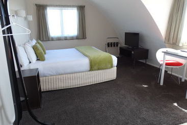Southpacific Motel And Conference Centre