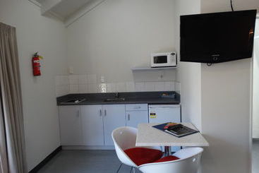 Southpacific Motel And Conference Centre