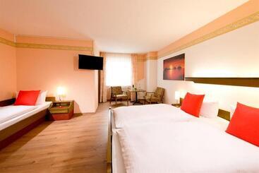 בית מלון כפרי Ellenzer Goldbaumchen