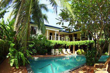 Pier 42 Boutique Resort & Spa