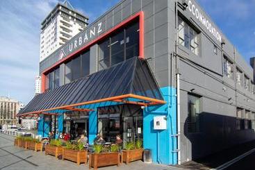 هاستل Urbanz