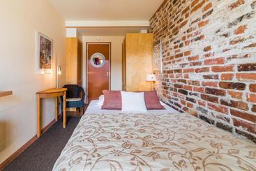تختخواب و صبحانه Lossiranta Lodge