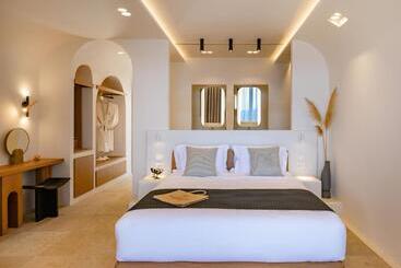 هتل Santo Mine Oia Suites