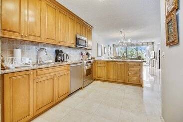 بيت ريفى Dune Wind South By Avantstay Communal Pool & Hot Tub Gated Community Close To Smathers Beach Month L