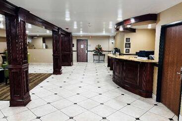 فندق على الطريق Days Inn By Wyndham Jackson Downtown