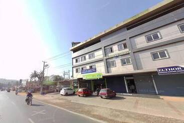 酒店 Keerthana Inn