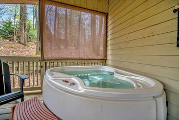 별장 Bear Hug Lodge   Charming Cabin In Coosawattee River Resort   Pet Friendly