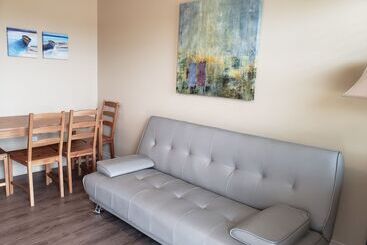 Parlee Beach Motel