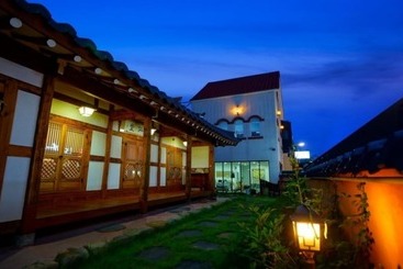 膳宿费 Jeonju Deokindang And Su Guesthouse
