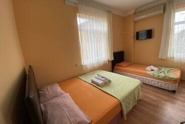 Aparthotel Deniz Apart Motel