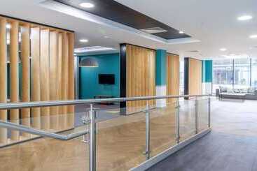 호스텔 Rooms & Studios Students Only Coventry