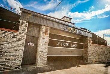 فندق على الطريق Miryang Hotel Lake
