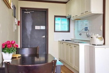 Пансион Namhae France Resort