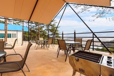 Gurye Jirisan Hosu Resort Pension