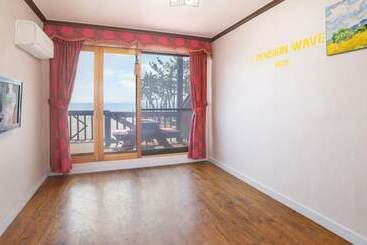 Taean  Pension Wave