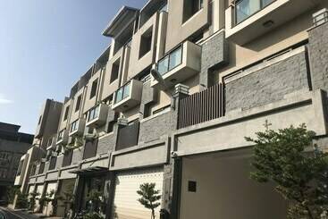 تختخواب و صبحانه Dohome