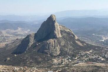 فندق Montebello
