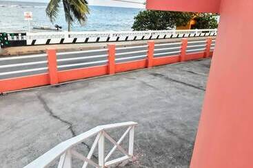 Pension Max Retreats