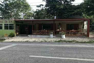 فندق Cabañas Y Comedor Don Deme