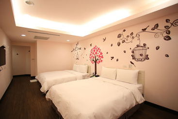 هتل Love House Inn