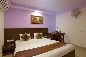 هتل Oyo Premium Jaipur Airport