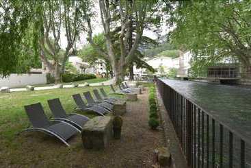 ホテル Restaurant Du Parc En Bord De Rivière