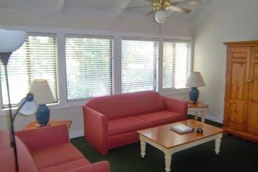 هتل Waterwood Townhouses