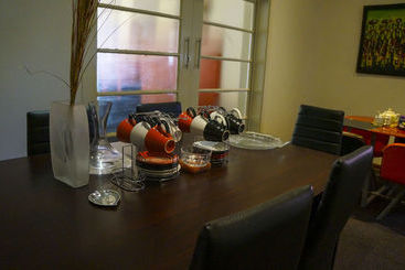 پانسیون Acn International Regency Lodge