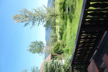 田舎風ホテル Nakiska Ranch