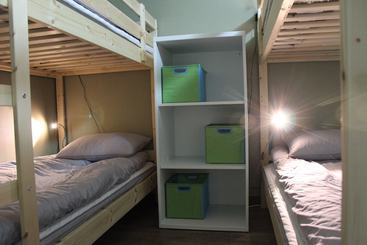 Dreamers Guesthouse  Hostel