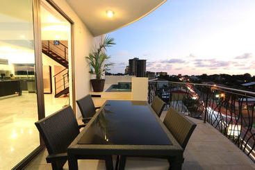 هتل Sky Penthouses 3br 3,5 Bth  6br 5,5bth At Oceano
