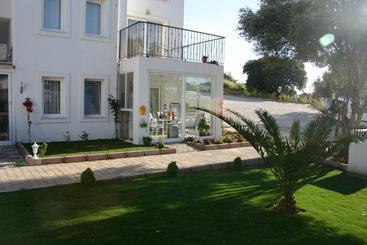 Rose Residence