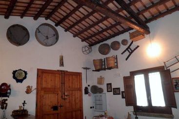 Borgo Di Pietra Bianca